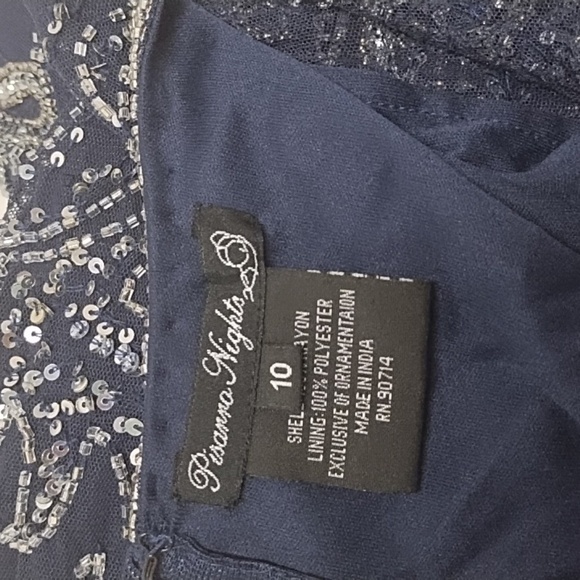 Pisarro Nights Beaded Leaf Sheath nave blue Dress in Size 10 - Picture 4 of 5